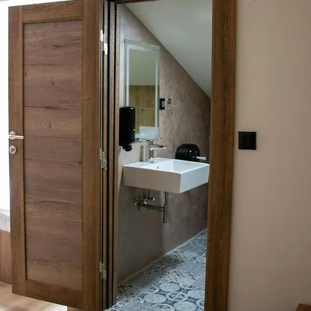 Elevenrooms 4* Belgrade