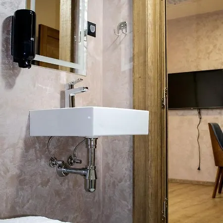 Elevenrooms Aparthotel