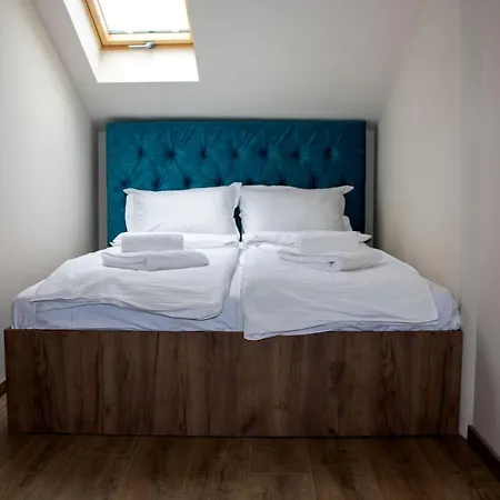 Elevenrooms Aparthotel